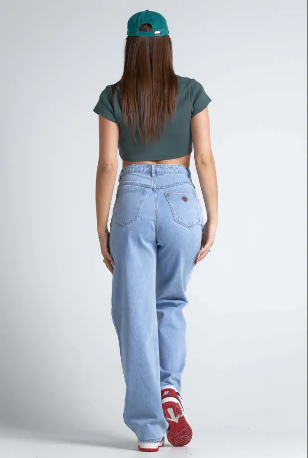 Ein Carrie Jean Walk Away