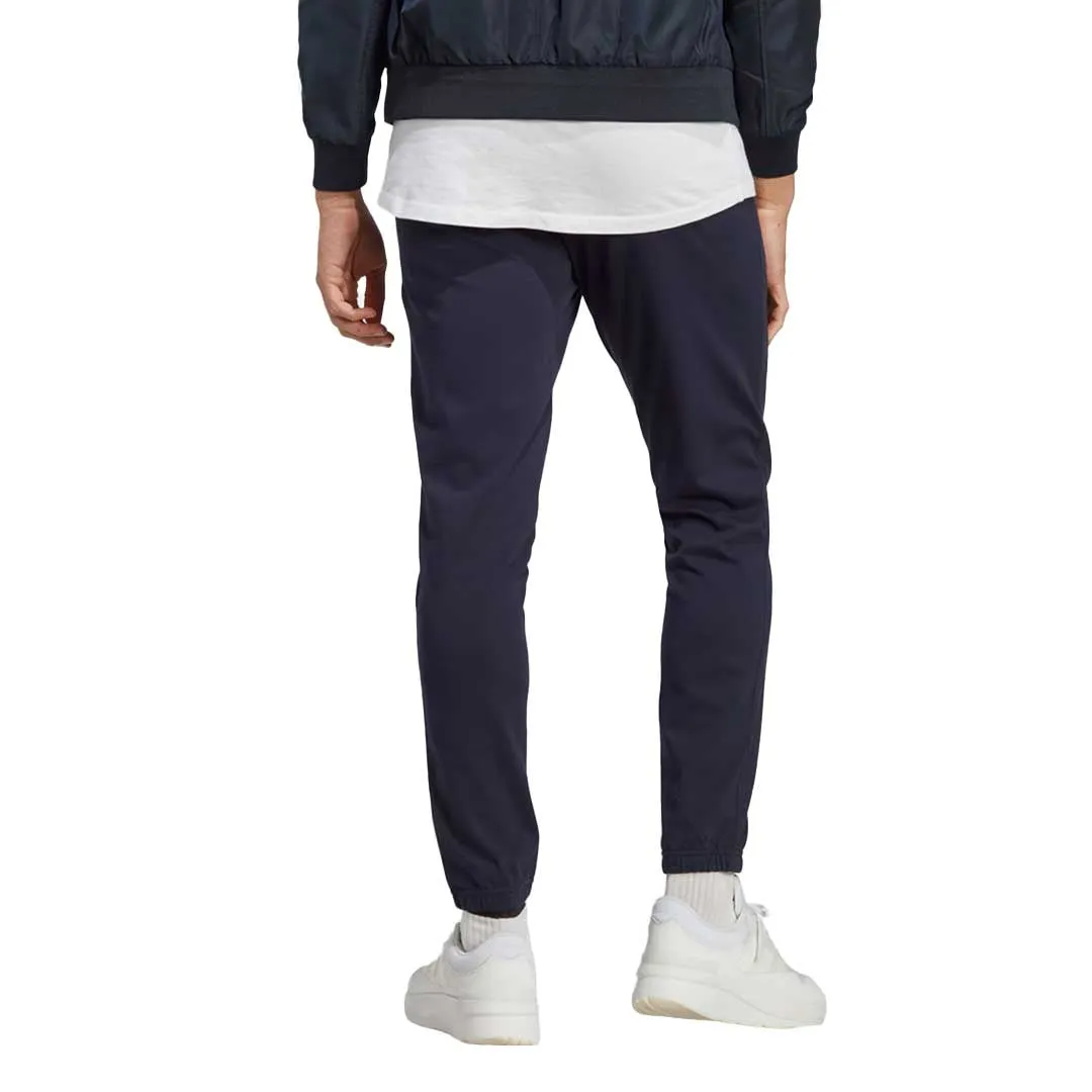 adidas - Herren Jogger mit verjüngtem Bund und Logo (IC0056)