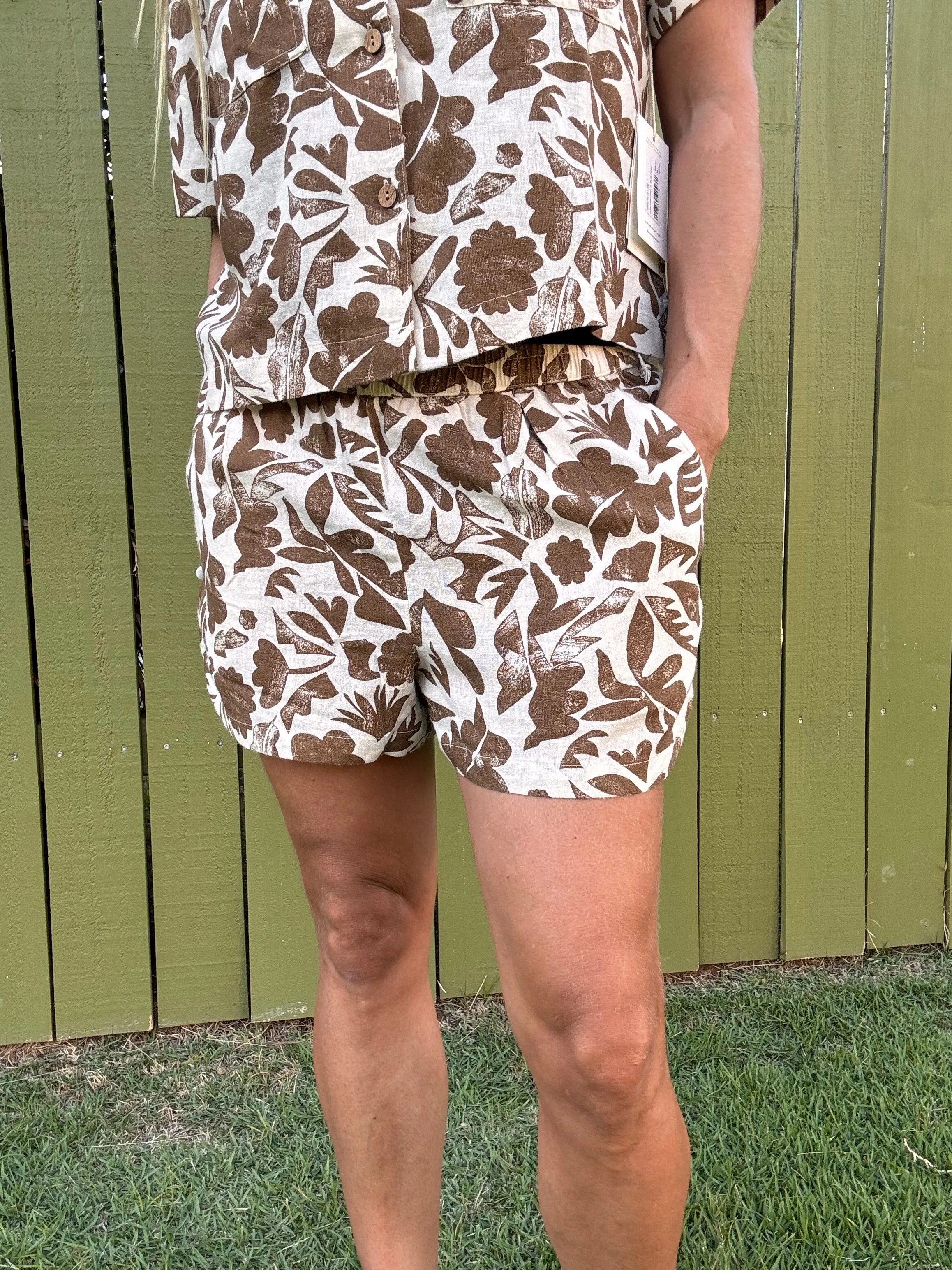 CARVE DESIGNS Rhett Leinen Short - Rum Druck