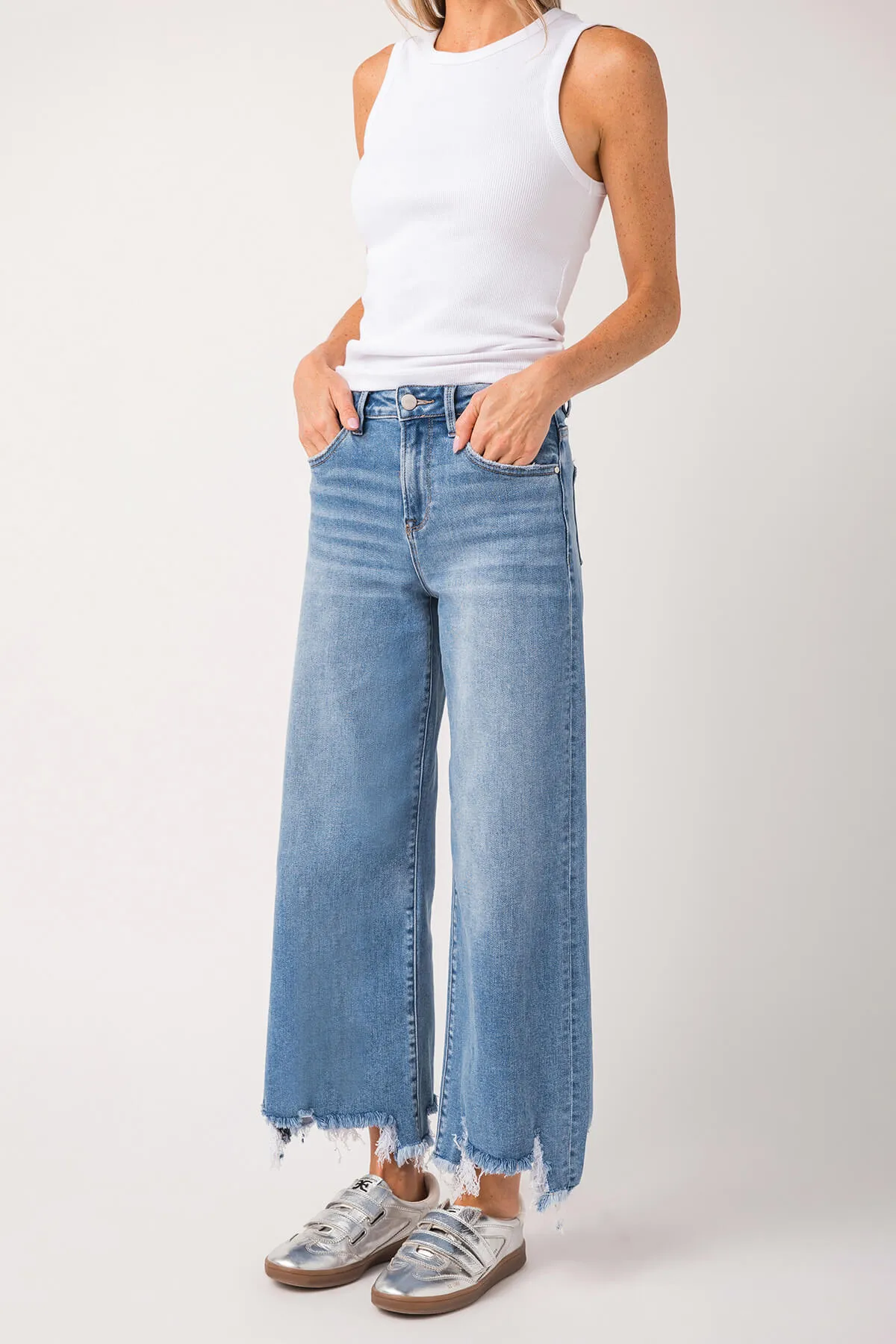 Kleidung Risen Jeans Risen Bobbie Rise Step Hem Crop Weitbeinige Jeans