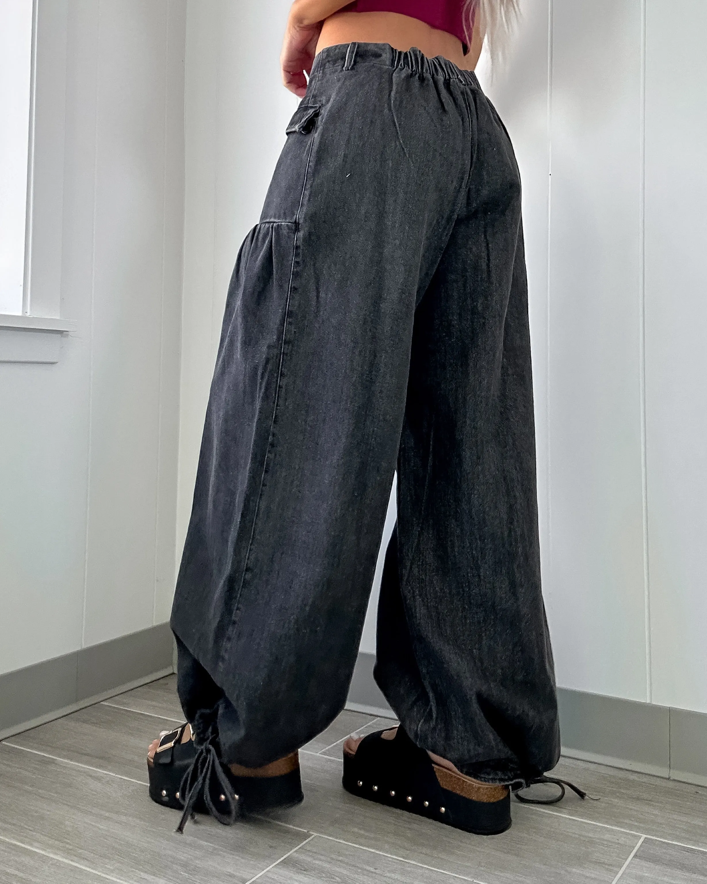 Ember Mid Rise Jeans - Schwarz
