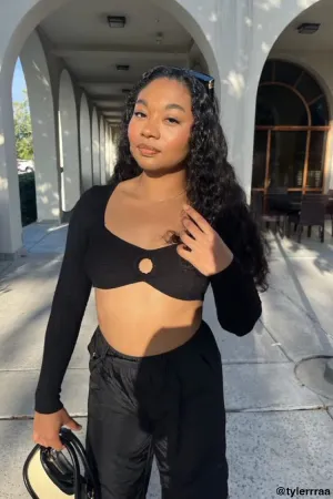 Forever 21 Damen Strick-Keyhole-Crop-Top Schwarz Forever 21
