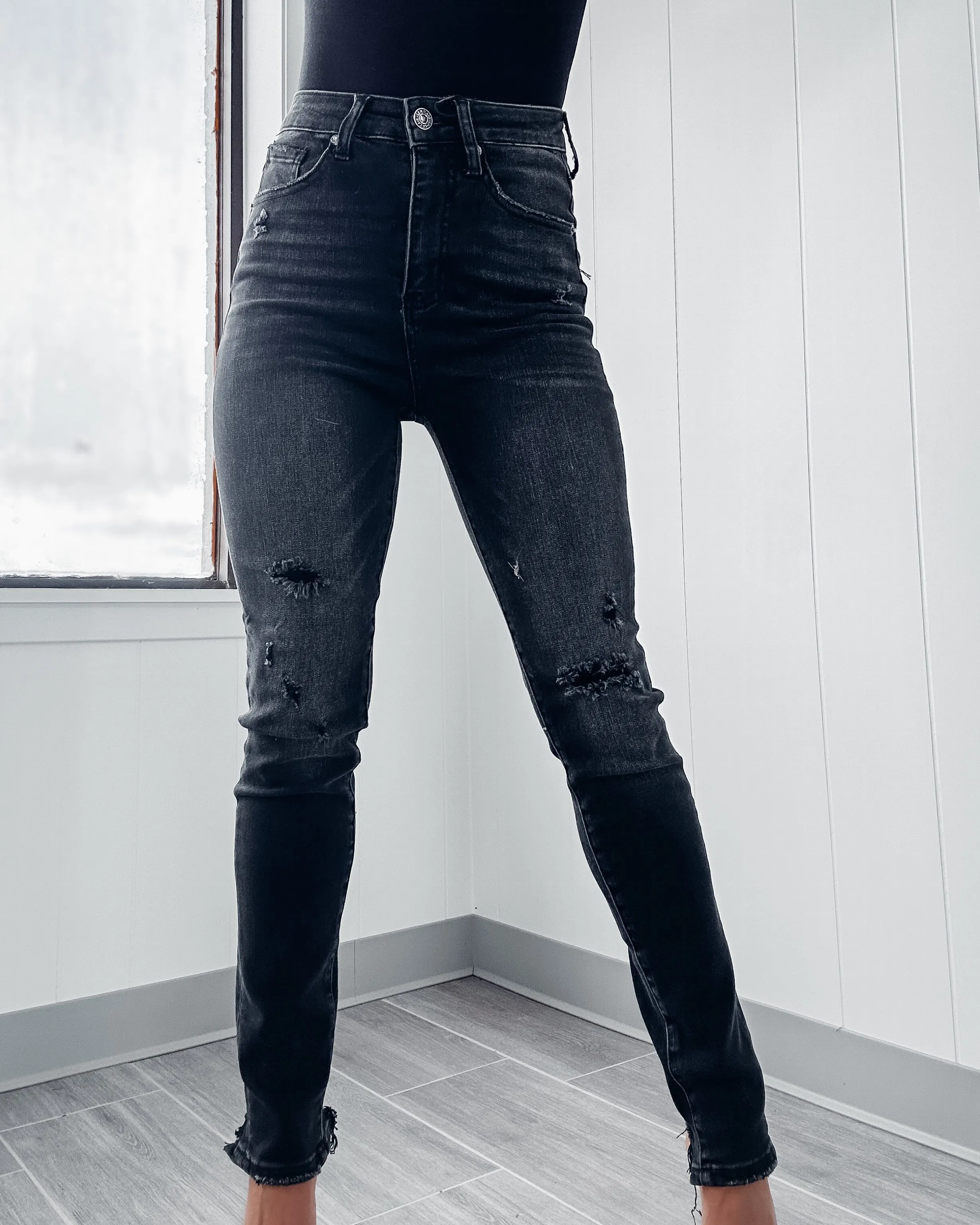 Harmony High Rise Vintage Gewaschene Skinny Jeans - Schwarz