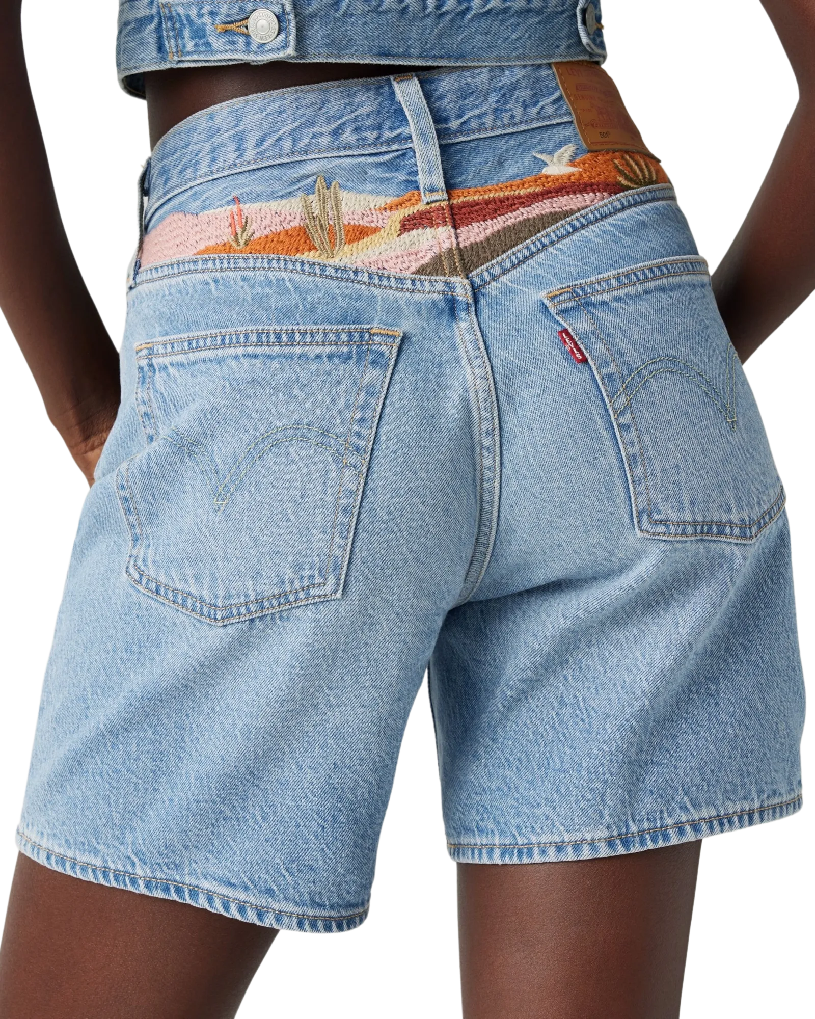 Levi's Kleidung 501® Original High Rise Mid-Thigh Walkshorts in Wüstenutopie