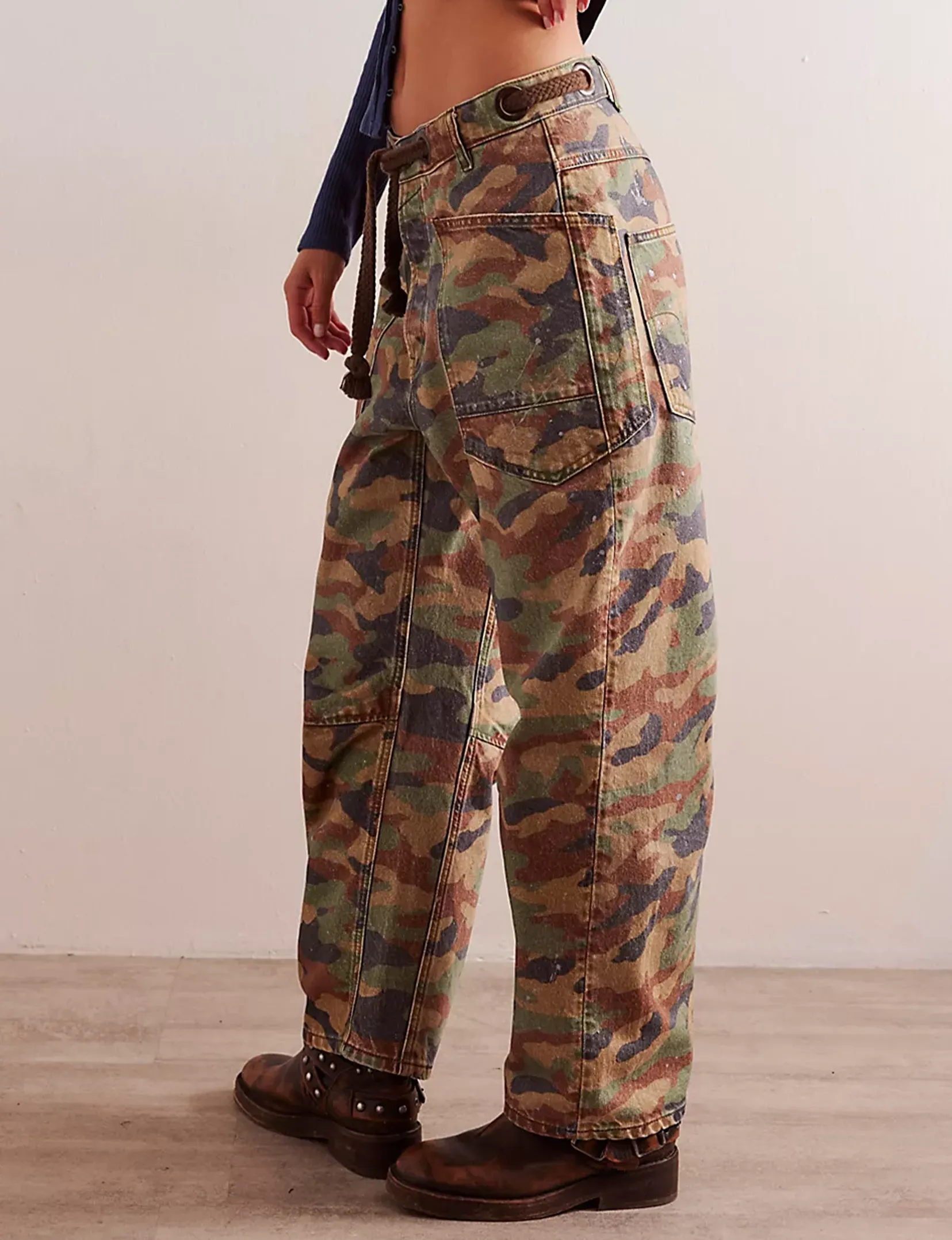 Moxie Low Slung Barrel Jeans, Grün Multi/Kombi Kleidung_free-people
